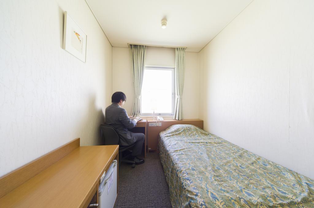 Hotel Hiroshima Sunplaza Ruang foto