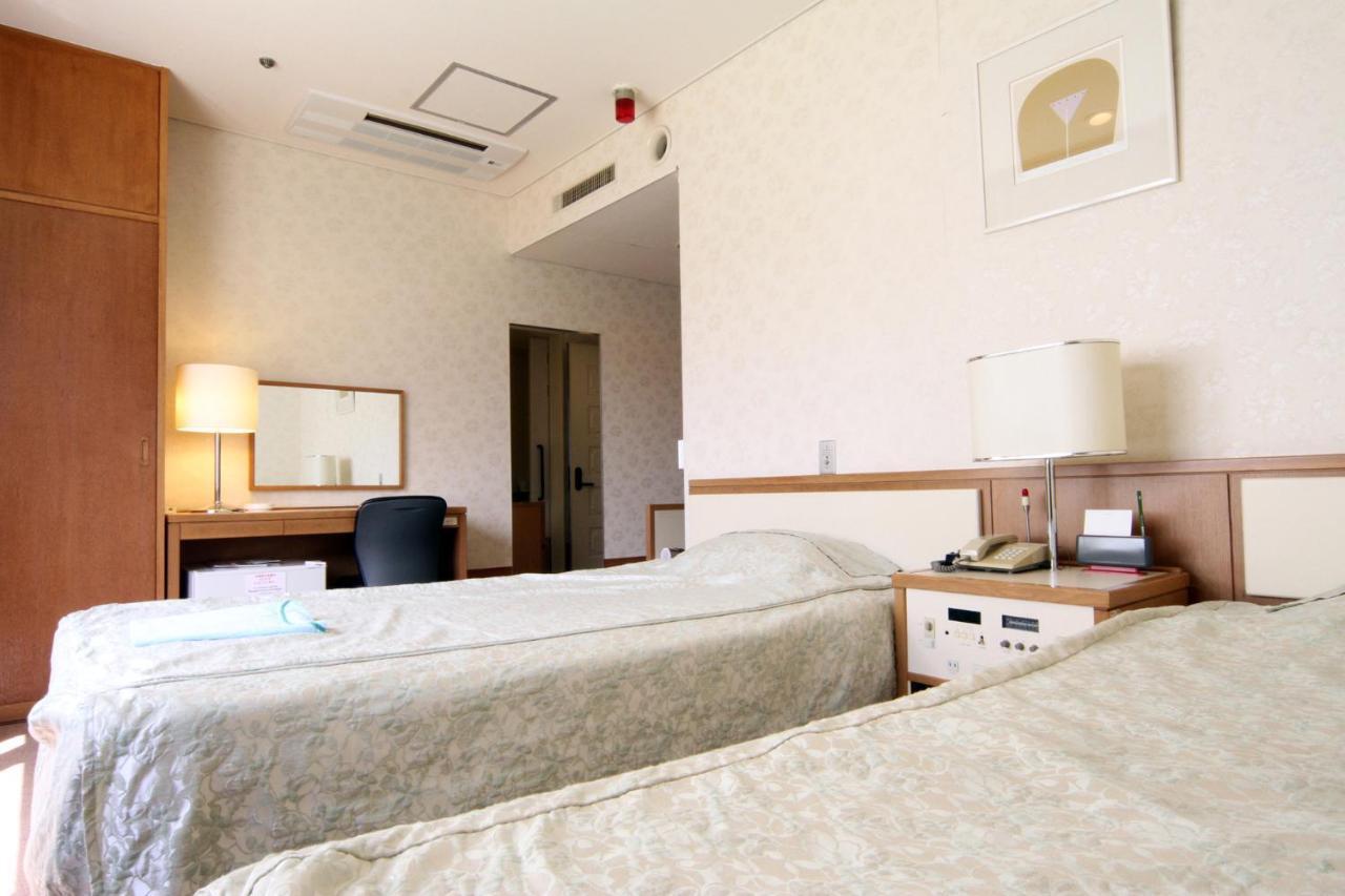 Hotel Hiroshima Sunplaza Bagian luar foto