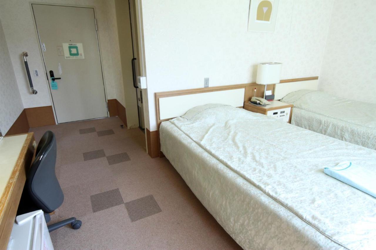 Hotel Hiroshima Sunplaza Bagian luar foto
